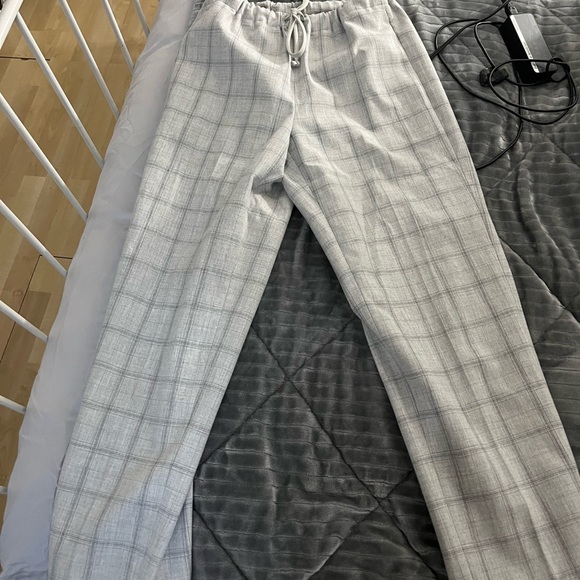 Aritzia jimmy pants - Picture 2 of 2